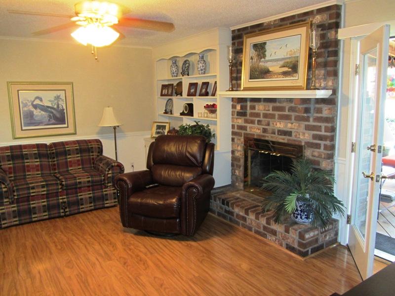 4326 Bream Road North Charleston, SC 29418 - Photo 3 of 35 FAMILY ROOM