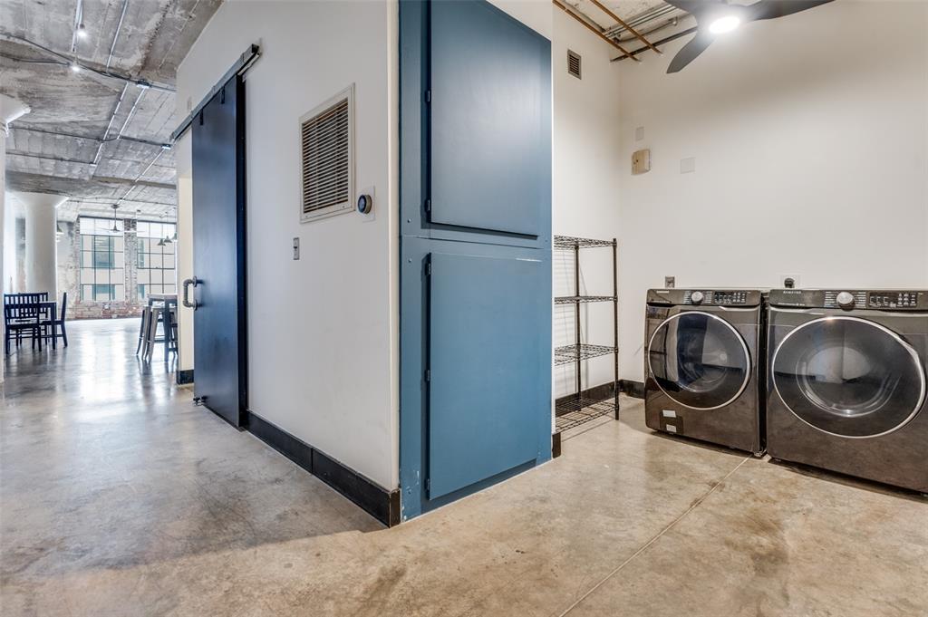 1122 Jackson Street, Unit 917 Dallas, TX 75202 - Photo 10 of 19 a utility room with dryer and washer