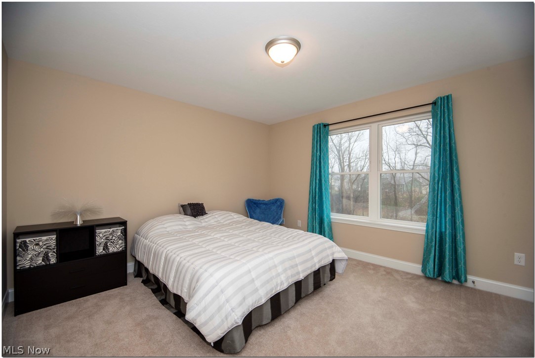 32560 Arthur Road Solon, OH 44139 - Photo 24 of 35 Bedroom 3