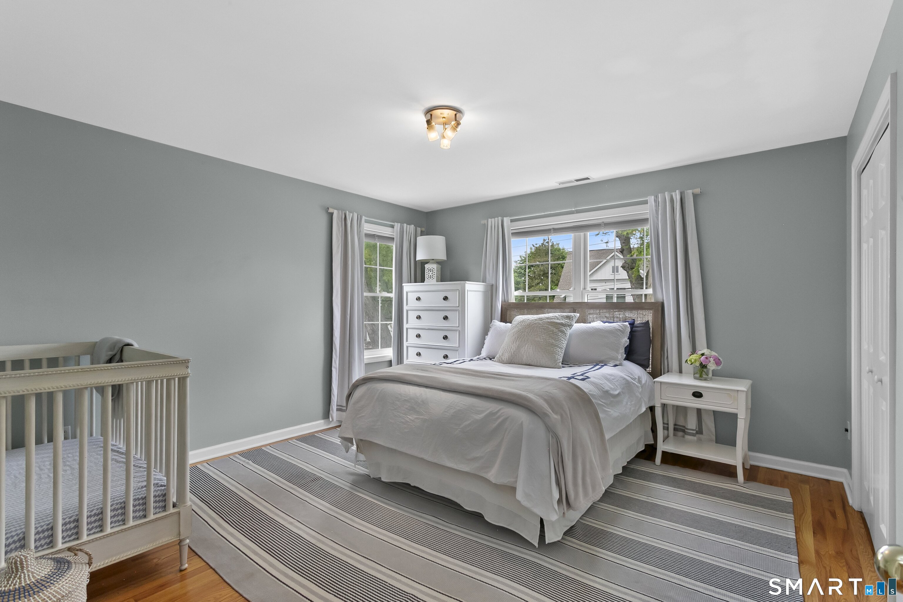 896 Riverside Drive Fairfield, CT 06824 - Photo 24 of 31