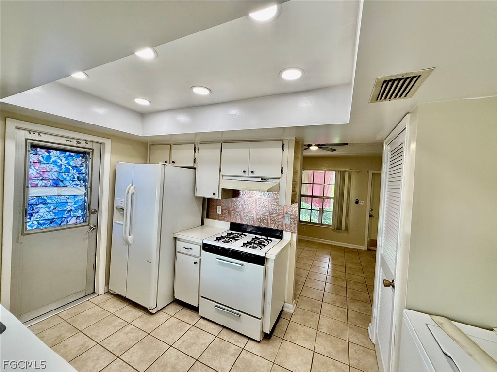 9 Palm Boulevard Lehigh Acres, FL 33936 - Photo 8 of 27