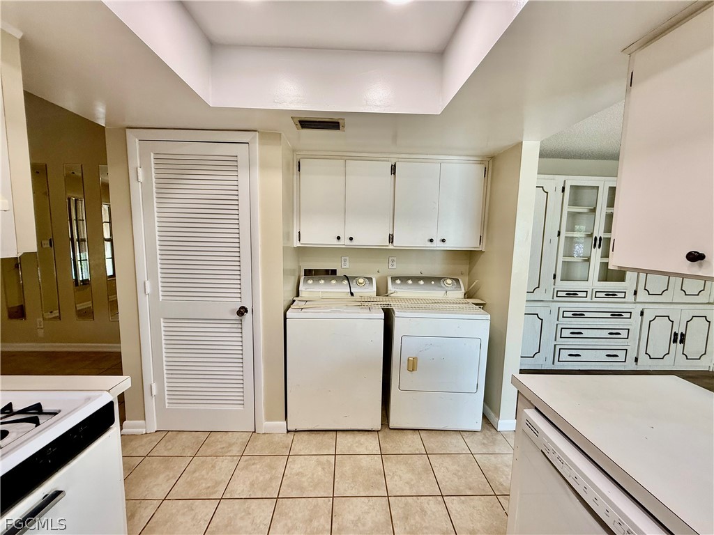 9 Palm Boulevard Lehigh Acres, FL 33936 - Photo 10 of 27