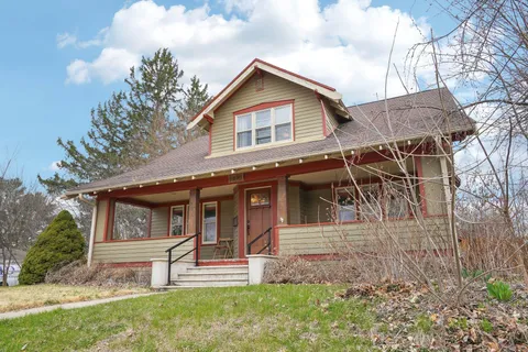 $399,900 | 524 South Van Buren Street, Stoughton, WI 53589