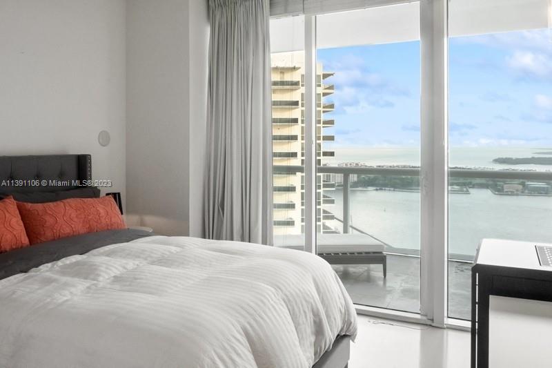 450 Alton Road, Unit 3404 Miami Beach, FL 33139 - Photo 10 of 46 Gallery Image 10