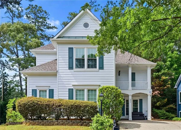 $2,900 | 374 Ivy Glen Circle, Avondale Estates, GA 30002