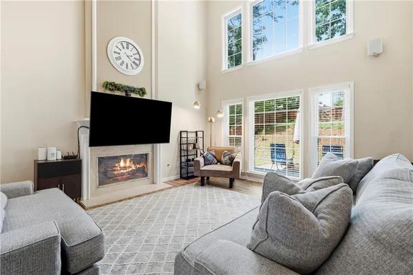 $2,900 | 374 Ivy Glen Circle, Avondale Estates, GA 30002