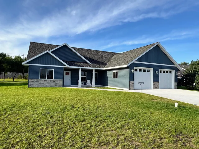 $369,500 | 921 9th Street Northwest, Perham, MN 56573