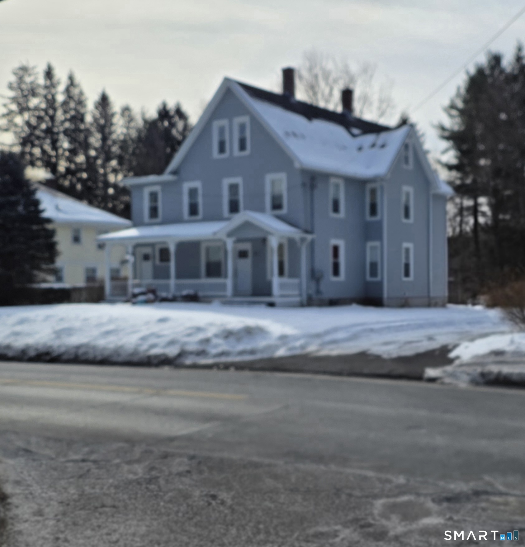 87 Litchfield Road Watertown, CT 06795 - Photo 2 of 31