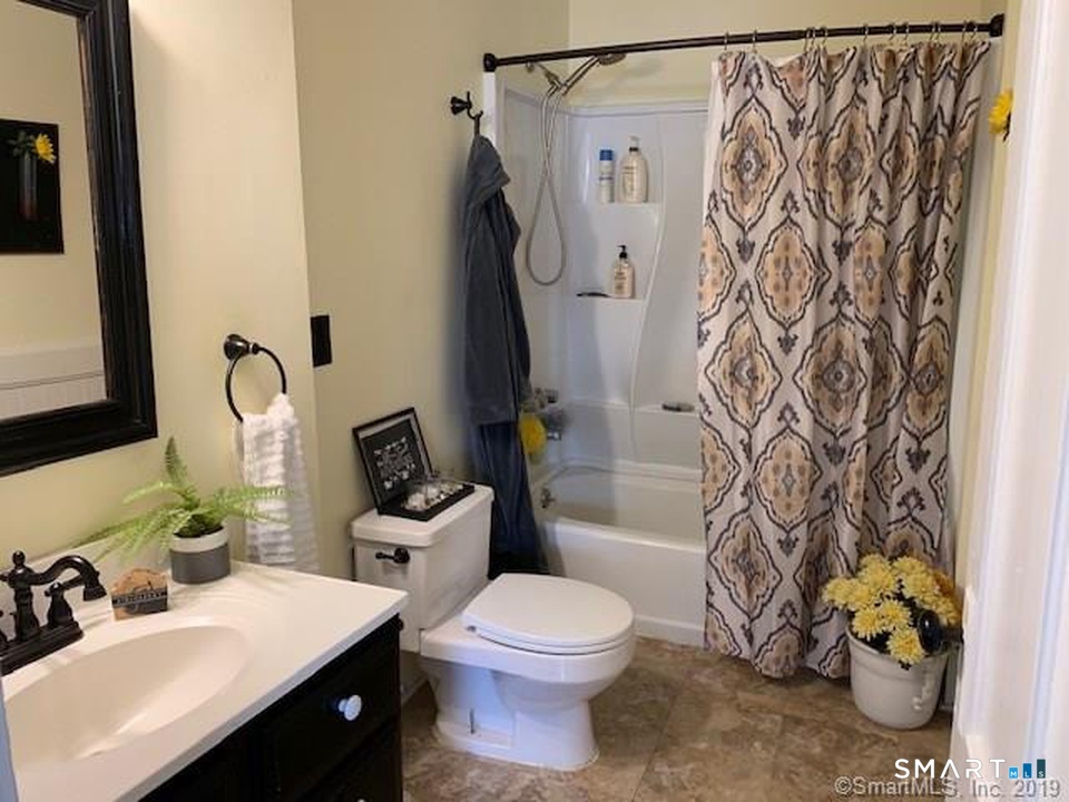 87 Litchfield Road Watertown, CT 06795 - Photo 24 of 31