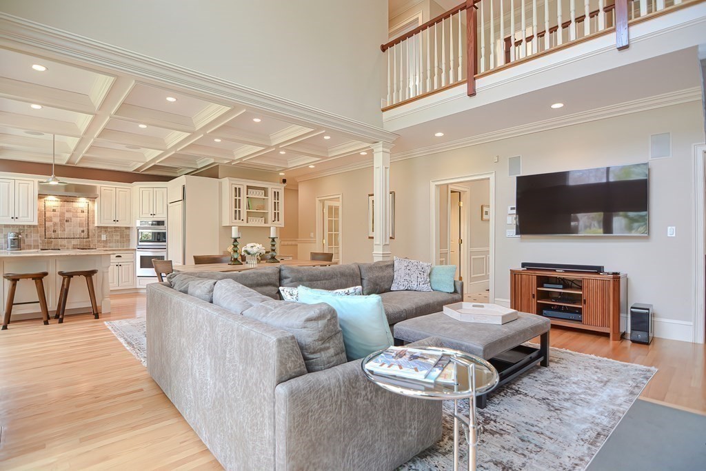 18 Linwood Road Wellesley, MA 02481 - Photo 12 of 41