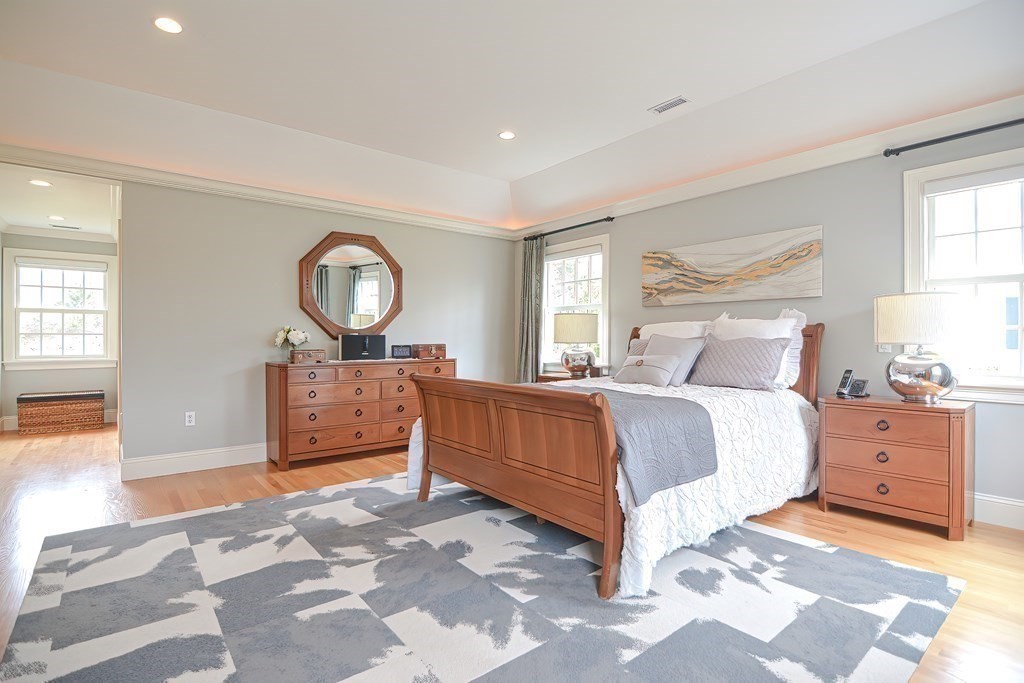 18 Linwood Road Wellesley, MA 02481 - Photo 23 of 41