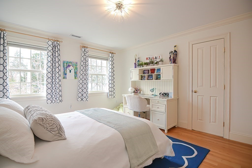 18 Linwood Road Wellesley, MA 02481 - Photo 26 of 41