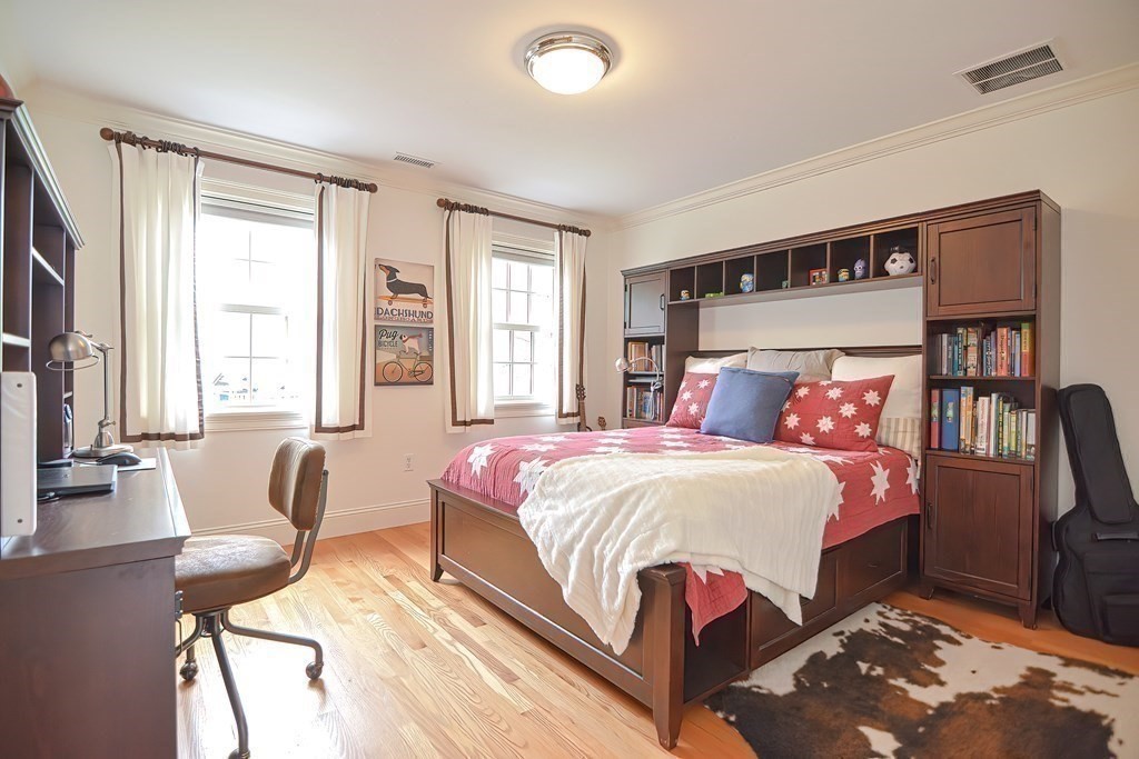 18 Linwood Road Wellesley, MA 02481 - Photo 27 of 41
