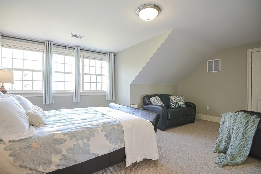 18 Linwood Road Wellesley, MA 02481 - Photo 33 of 41