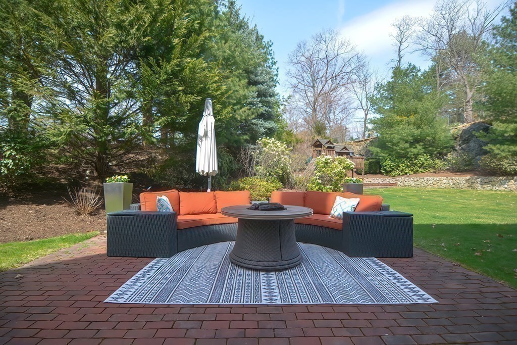 18 Linwood Road Wellesley, MA 02481 - Photo 39 of 41