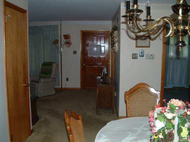 3410 Barklay Road Whitehall, PA 18052 - Photo 8 of 34 Gallery Image 8