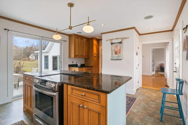 $1,875,000 | 88-90 Old Pool Road, Biddeford, ME 04005