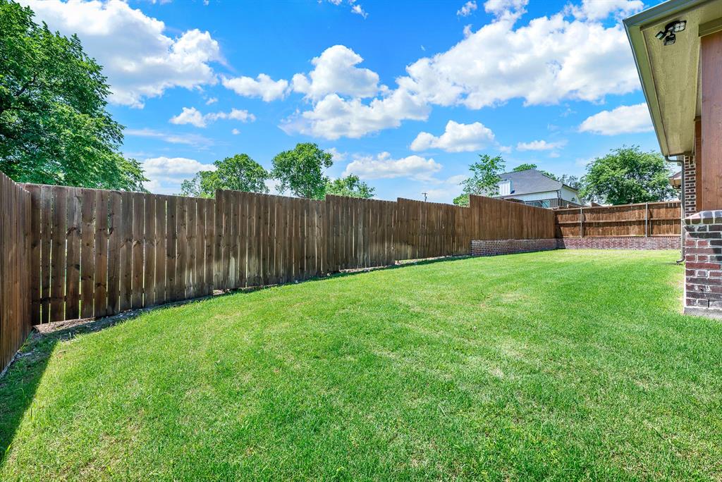 675 Wayne Street Van Alstyne, TX 75495 - Photo 17 of 23