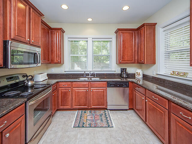 1185 Dingle Road Mount Pleasant, SC 29466 - Photo 8 of 28 14