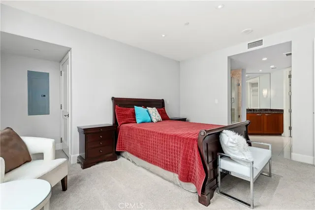 $935,000 | 5042 Scholarship, Irvine, CA 92612