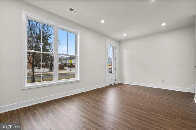 $558,490 | 9719 Grant Avenue, Manassas, VA 20110