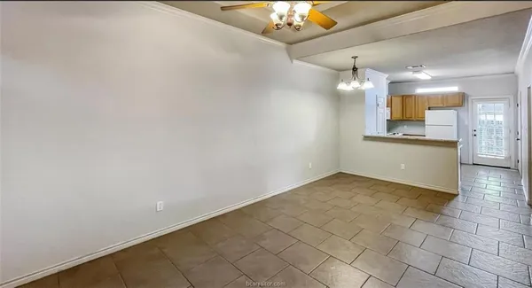 $2,300 | 3869 Oldenburg Lane, College Station, TX 77845