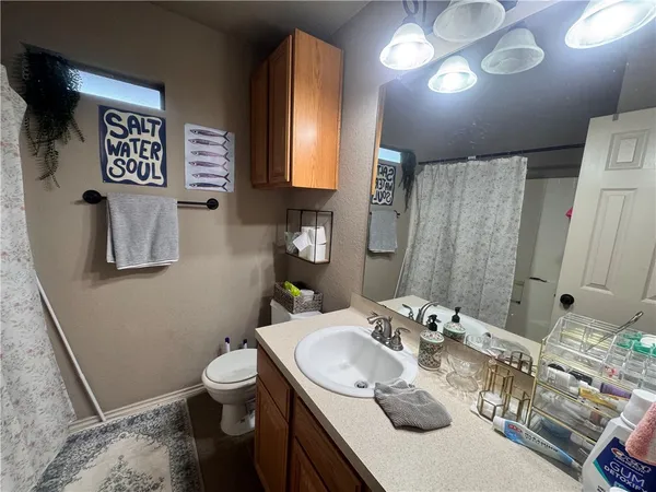 $2,300 | 3869 Oldenburg Lane, College Station, TX 77845