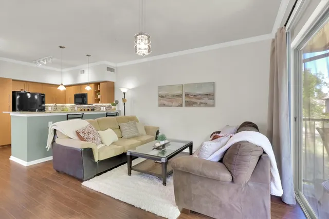 $300,000 | 11203 Ranch Road 2222, Unit 2305, Austin, TX 78730