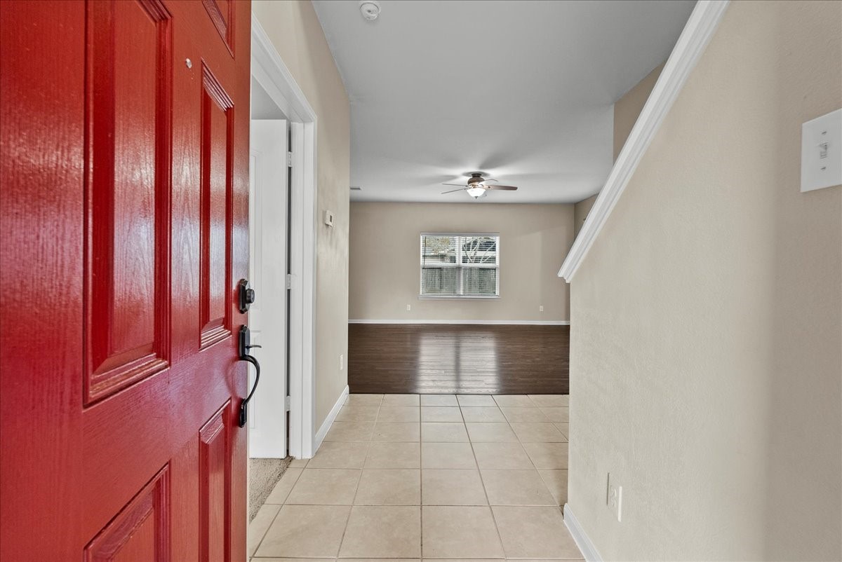 322 Shoshone Ridge Drive La Marque, TX 77568 - Photo 2 of 34