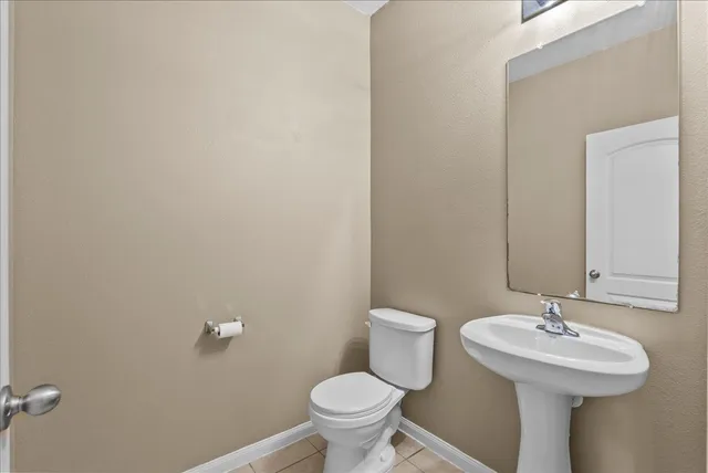 $300,000 | 322 Shoshone Ridge Drive, La Marque, TX 77568