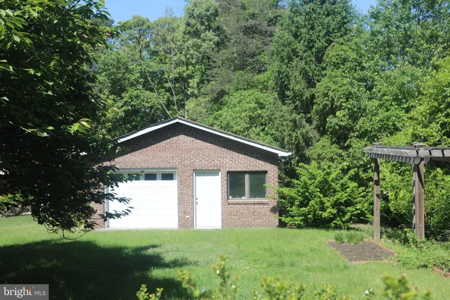 $3,200 | 1408 Pride Tree Circle, Severn, MD 21144