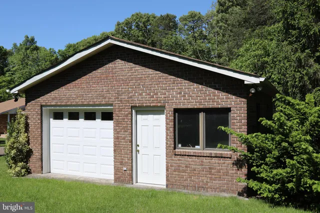 $3,200 | 1408 Pride Tree Circle, Severn, MD 21144