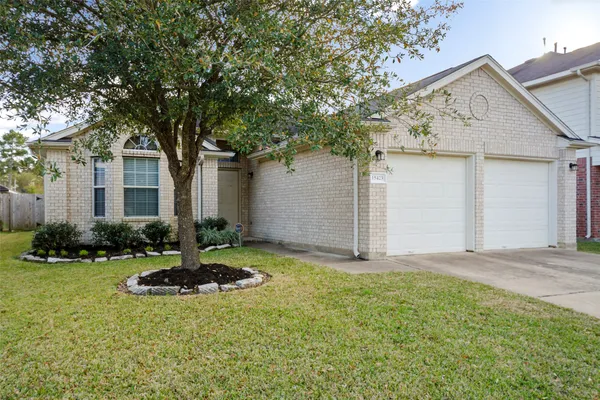 $1,900 | 15423 Brock Creek Way, Cypress, TX 77429