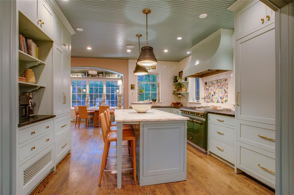 1022 North Montclair Avenue Dallas, TX 75208 - Photo 9 of 39