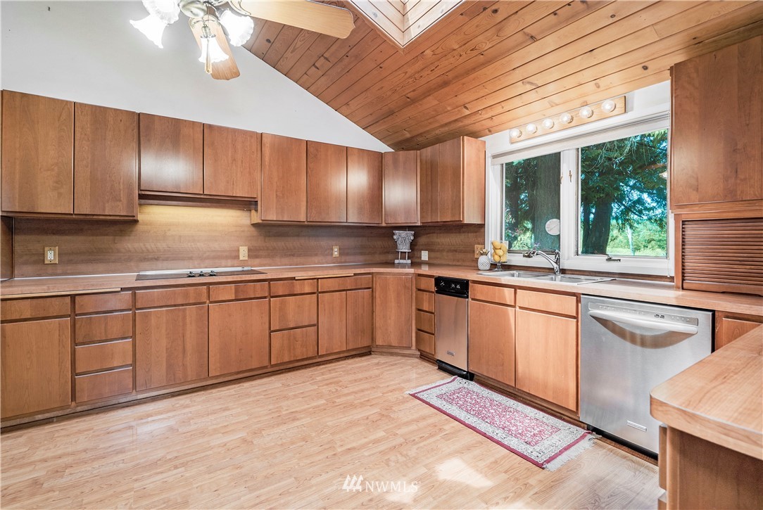 2139 Centralia Alpha Road Chehalis, WA 98532 - Photo 10 of 25