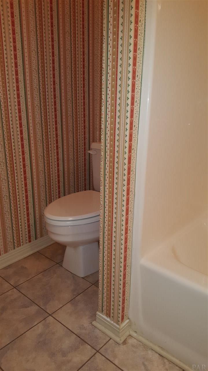 10003 Foxrun Road Pensacola, FL 32514 - Photo 28 of 38 Gallery Image 28