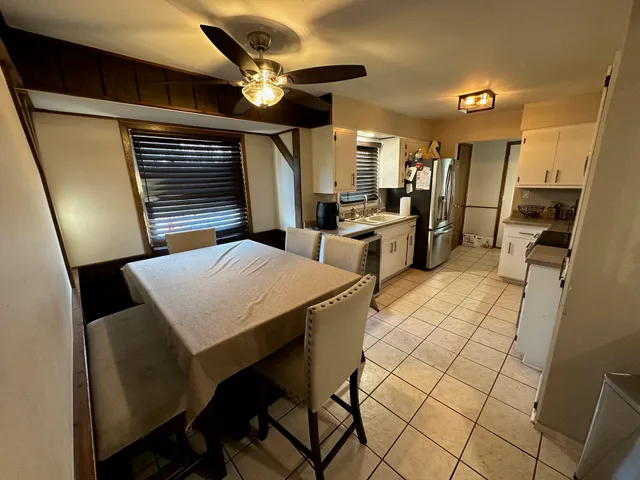 $2,200 | 5270 South 26th Street, Milwaukee, WI 53221