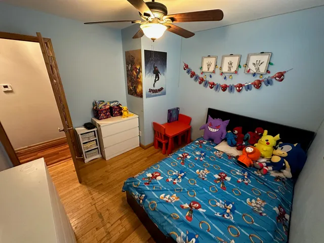 $2,200 | 5270 South 26th Street, Milwaukee, WI 53221