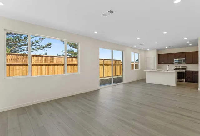 $762,900 | 104 Dogwood Court, Hollister, CA 95023