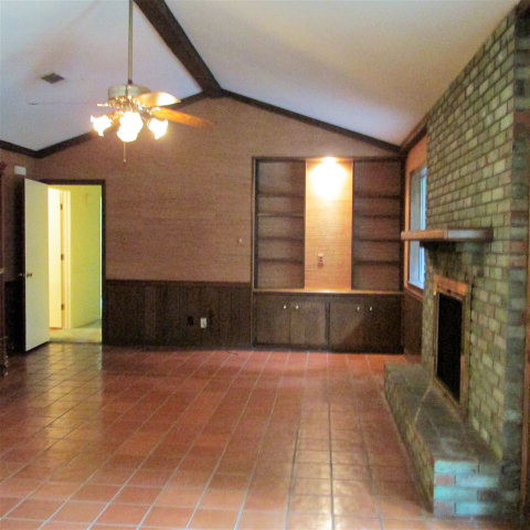 102 North Meadow Road Natchez, MS 39120 - Photo 8 of 25 Photo 8