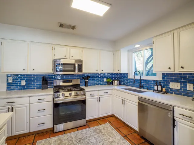 $3,300 | 12802 Carrera Drive, Austin, TX 78727