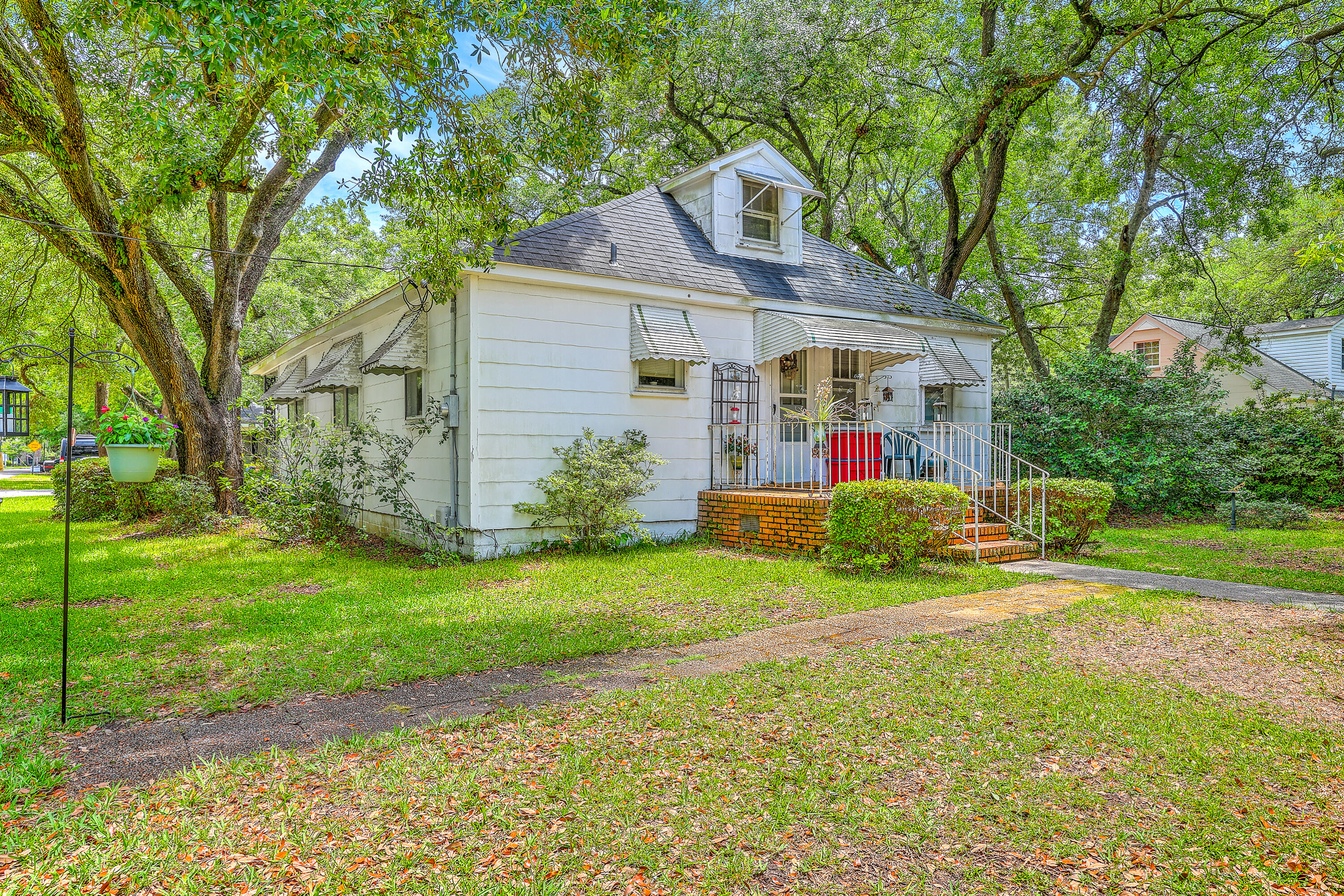 1259 Wisteria Road Charleston, SC 29407 - Photo 23 of 30 ZYN_2636_37_38_39_40_41_42