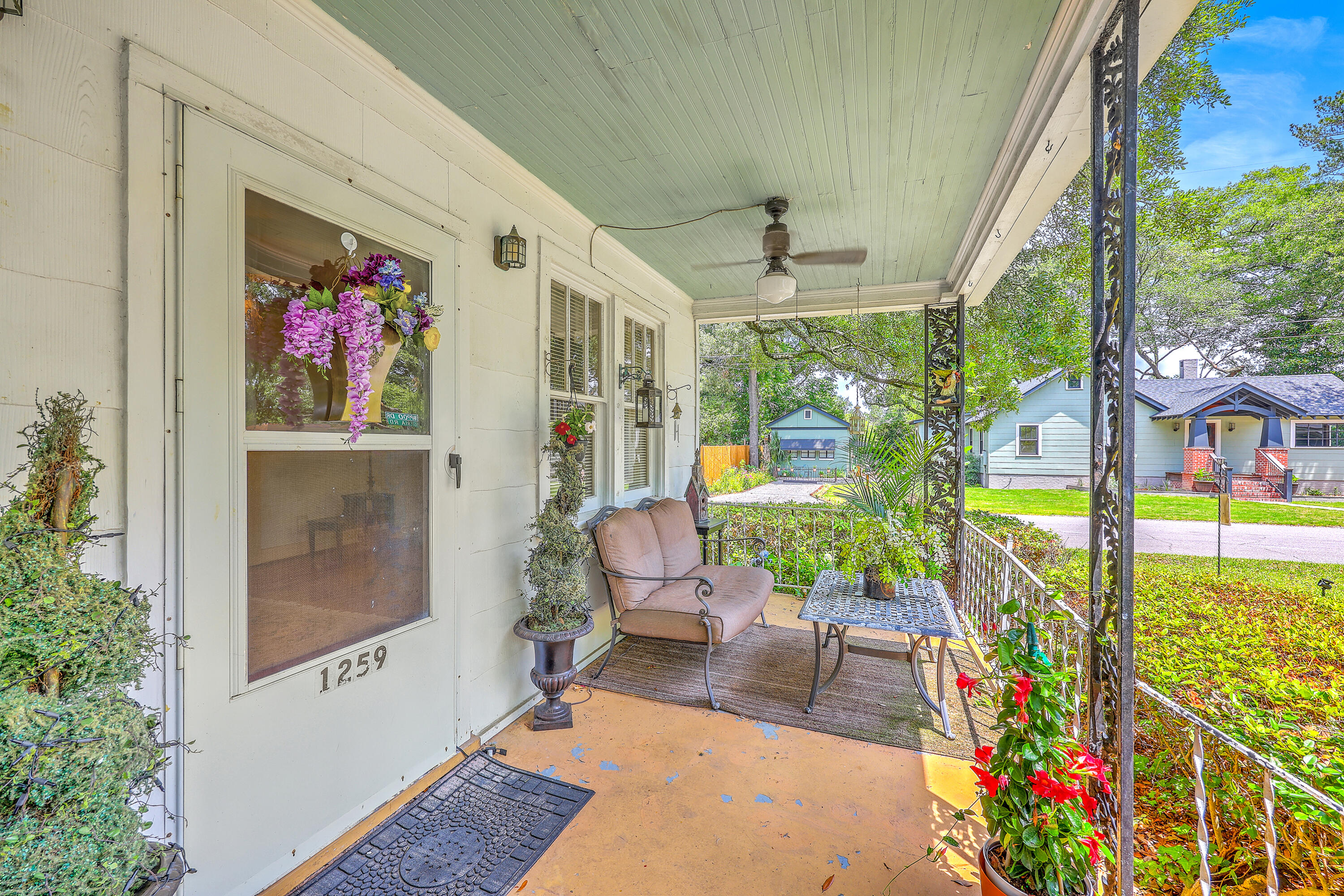 1259 Wisteria Road Charleston, SC 29407 - Photo 5 of 30 ZYN_2496_497_498_499_500_501_502