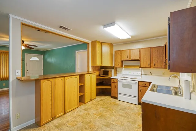 $234,000 | 1994 Hickory Lane, Tallahassee, FL 32305