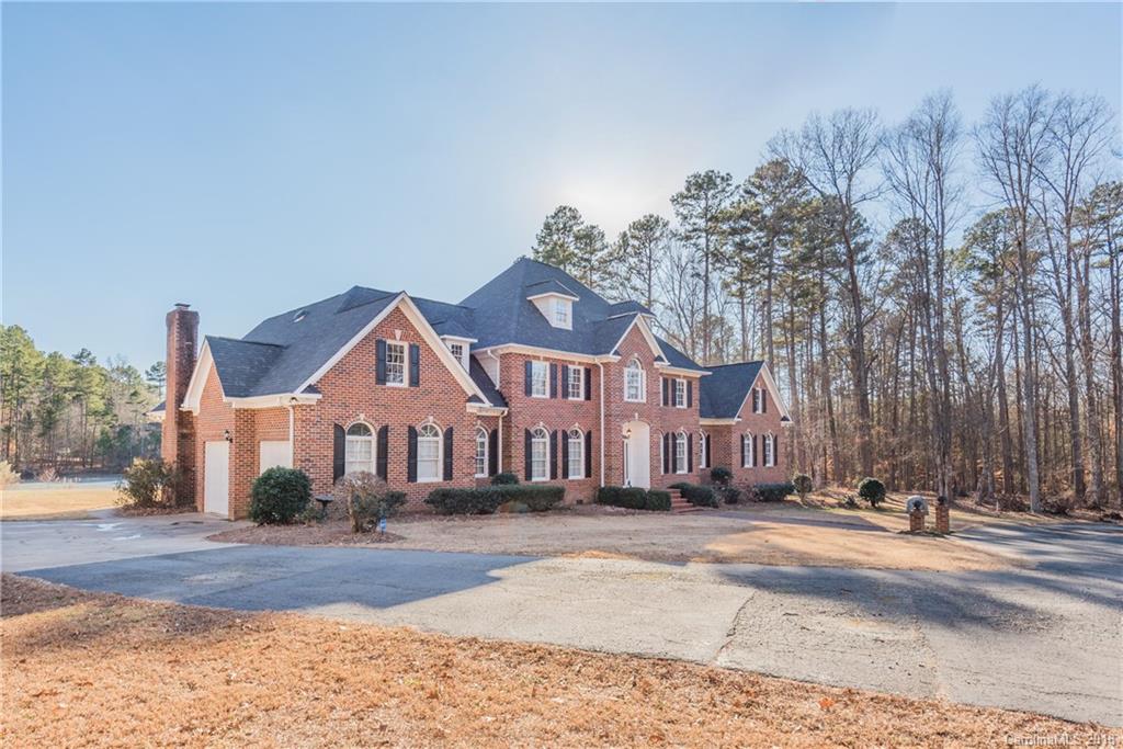 7235 Forest Ridge Road Weddington, NC 28104 - Photo 3 of 36 Gallery Image 3