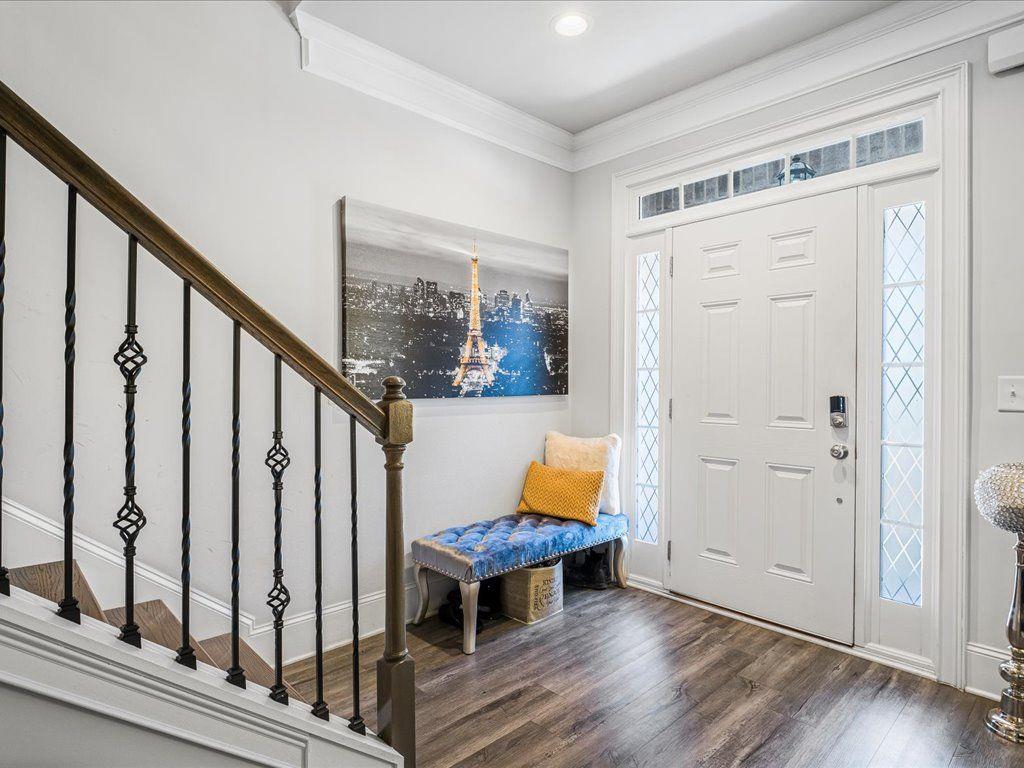 7675 Volion Drive Fairburn, GA 30213 - Photo 18 of 44 a view of a livingroom with furniture and wooden floor