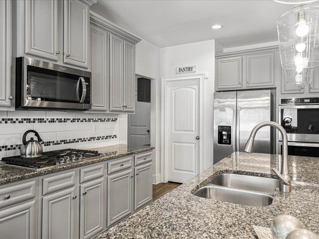 7675 Volion Drive Fairburn, GA 30213 - Photo 3 of 44