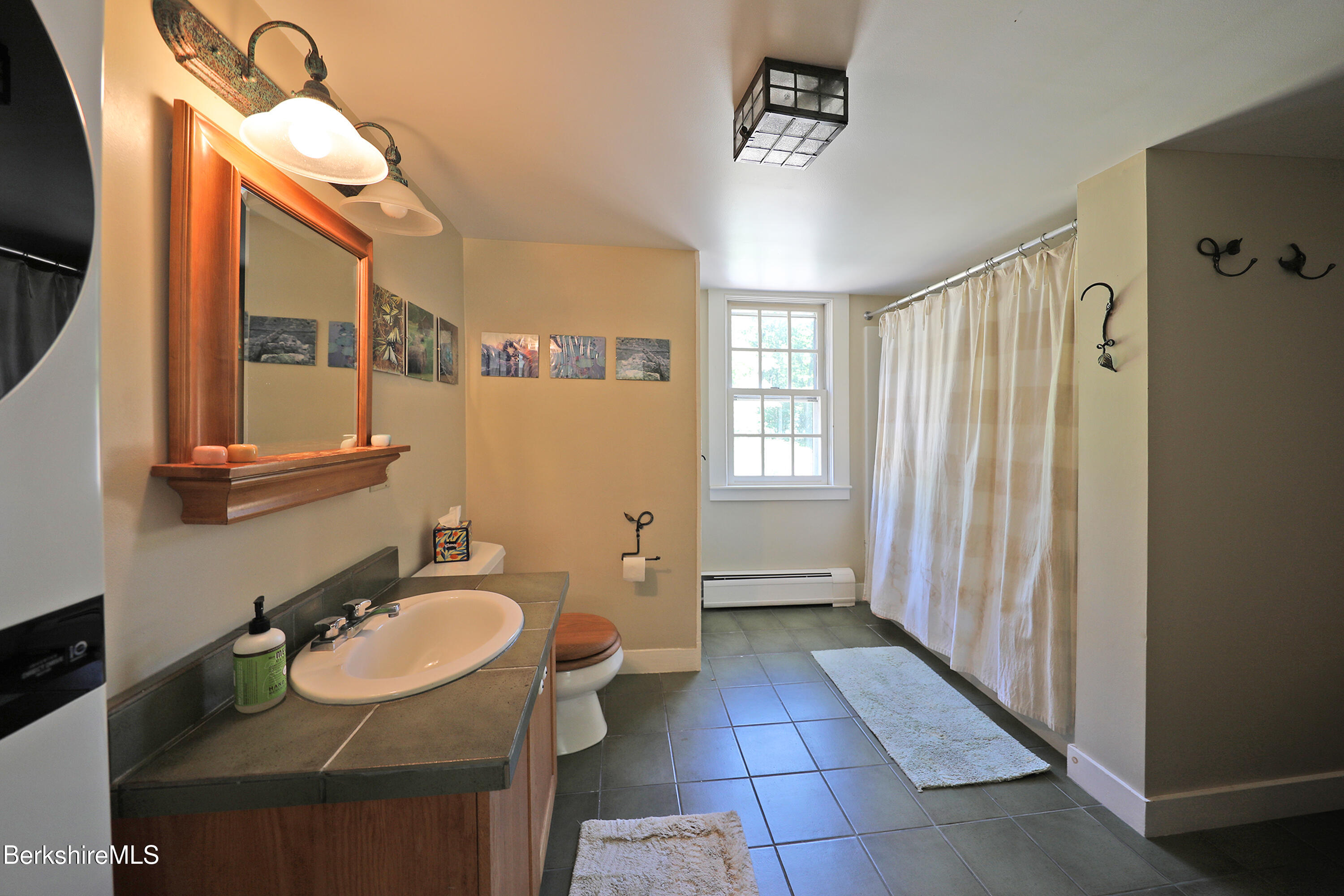 118 Sandisfield Road Sandisfield, MA 01255 - Photo 42 of 50 GUEST FULL BATH