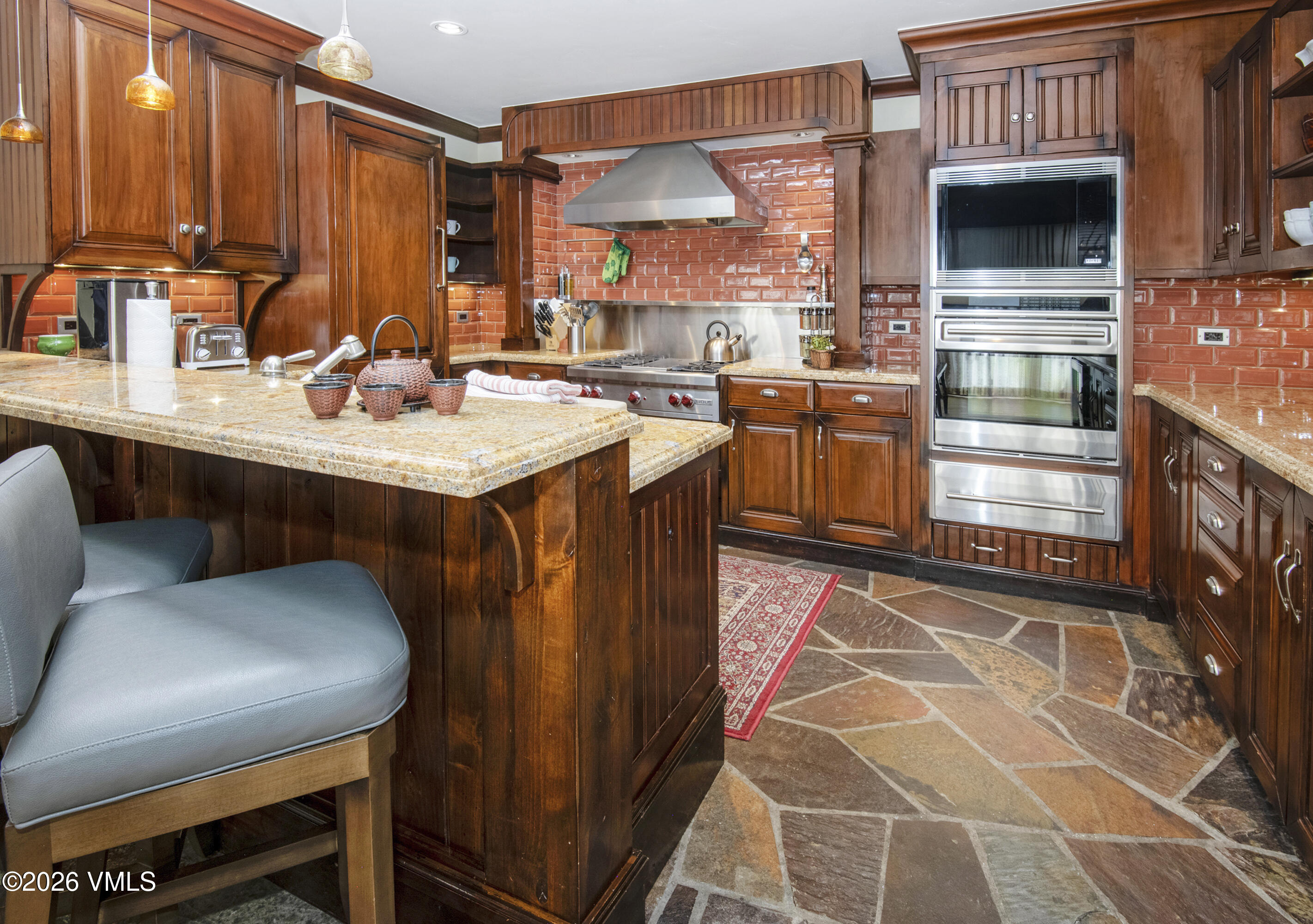 1 Willow Bridge Road, Unit 11 Vail, CO 81657 - Photo 13 of 38 1-Willow-Brdg-35_07