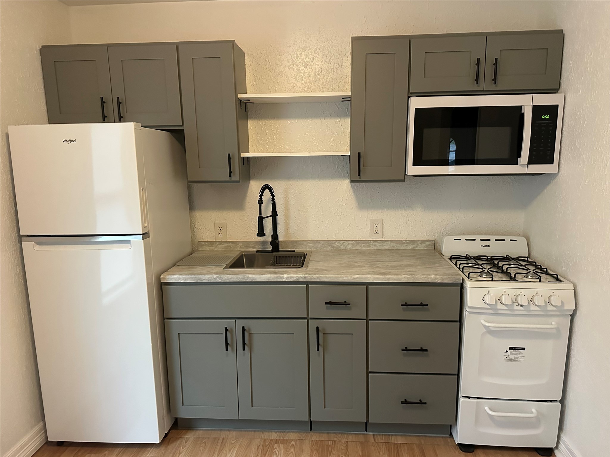 1747 5th Street, Unit B Rosenberg, TX 77471 - Photo 2 of 11
